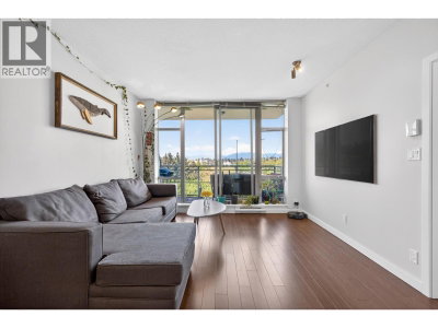 280 ROSS Drive | New Westminster British Columbia | Slide Image Fifteen