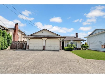 3452 CLEARBROOK Road | Abbotsford British Columbia | Slide Image Two