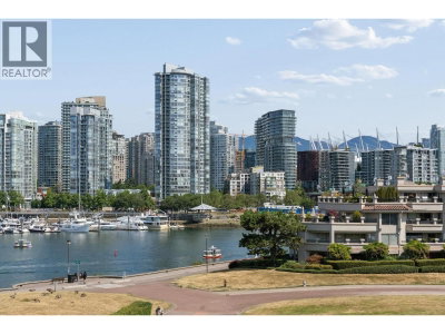 525 WHEELHOUSE Square | Vancouver British Columbia | Slide Image Thirteen