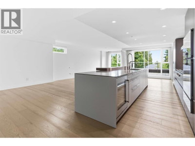 7128 ADERA Street | Vancouver British Columbia | Slide Image Nine