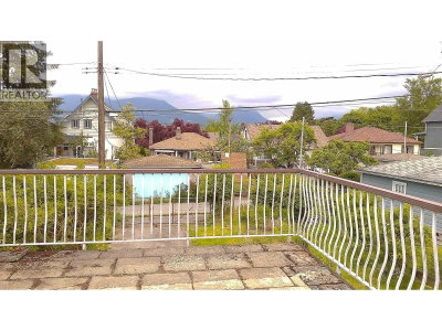 2561 MCGILL Street | Vancouver British Columbia | Slide Image Eighteen