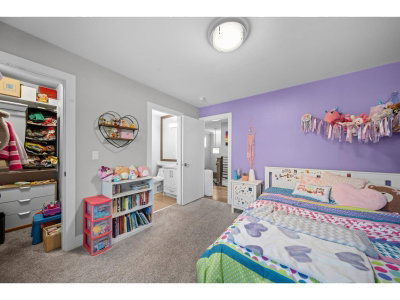 27247 33B Avenue | Langley British Columbia | Slide Image Twelve