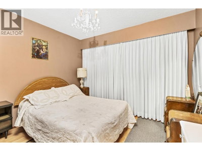 7615 LAWRENCE Drive | Burnaby British Columbia | Slide Image Twenty-seven