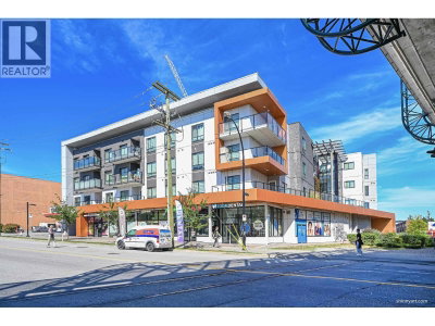6968 ROYAL OAK Avenue | Burnaby British Columbia | Slide Image Two