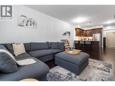 2436 KELLY Avenue | Port Coquitlam British Columbia | Slide Image Nine