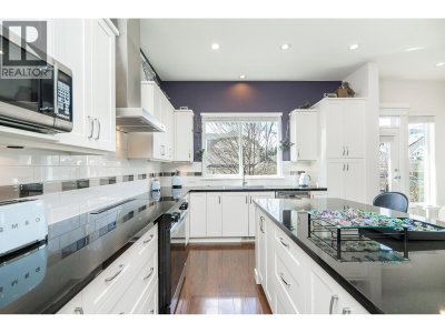 1420 COAST MERIDIAN Road | Coquitlam British Columbia | Slide Image Ten