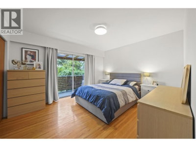 75 SPRINGER Avenue | Burnaby British Columbia | Slide Image Thirteen