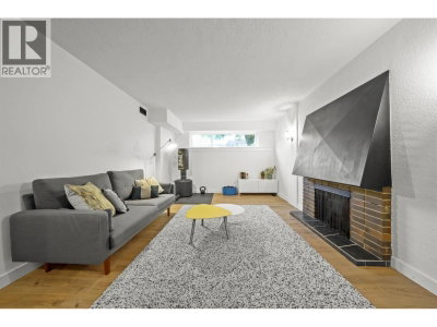 75 SPRINGER Avenue | Burnaby British Columbia | Slide Image Nineteen