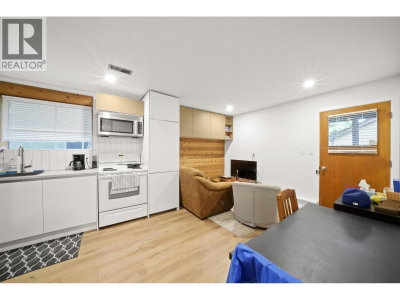 75 SPRINGER Avenue | Burnaby British Columbia | Slide Image Twenty-six