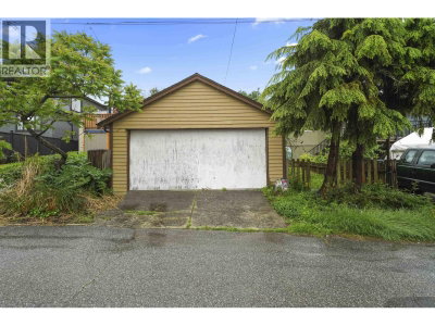 75 SPRINGER Avenue | Burnaby British Columbia | Slide Image Twenty-eight