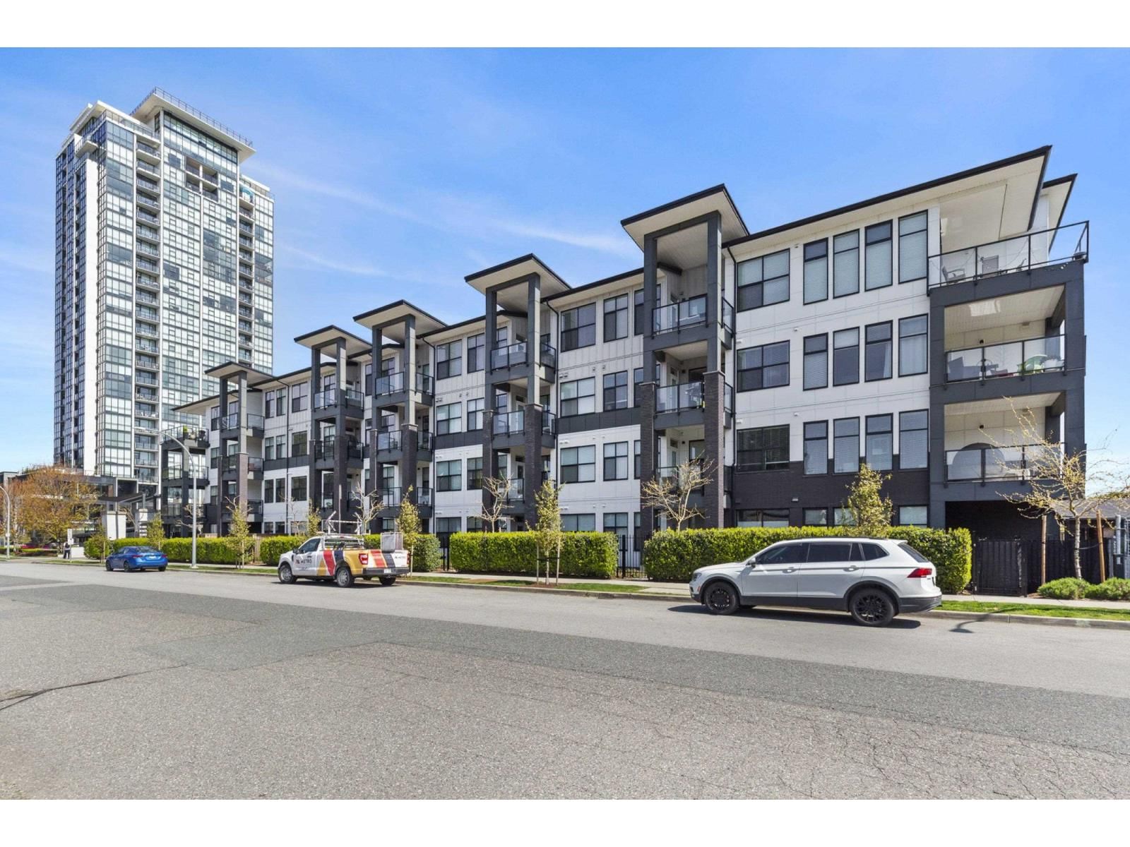 2120 GLADWIN Road, Abbotsford, British Columbia V2S 0L7