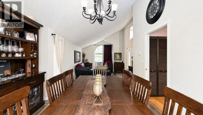 20516 124A Avenue | Maple Ridge British Columbia | Slide Image Nine