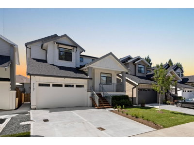 7147 ELWOOD Drive | Chilliwack British Columbia | Slide Image One