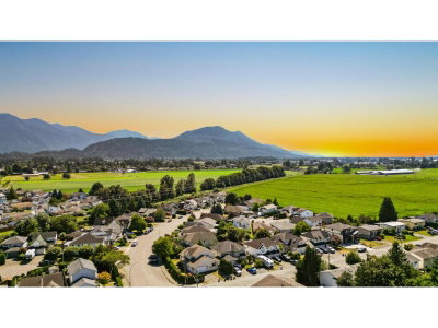 7147 ELWOOD Drive | Chilliwack British Columbia | Slide Image Twenty-two