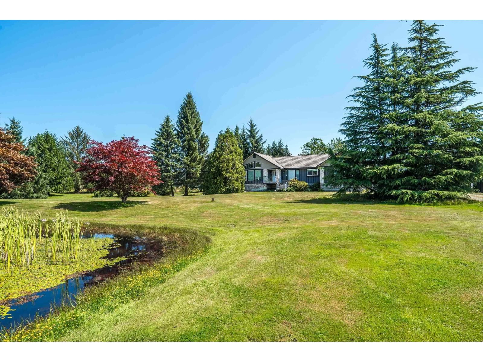 7094 267 Street, Langley, British Columbia V4W 1W2
