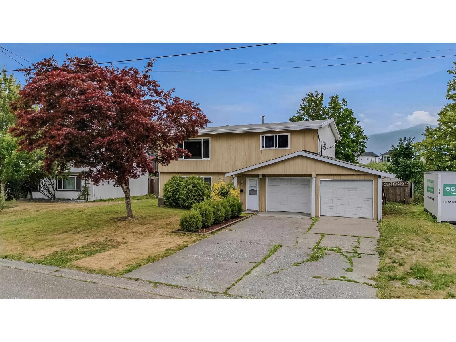 9324 JAMES Street, Chilliwack, British Columbia V2P 6G9