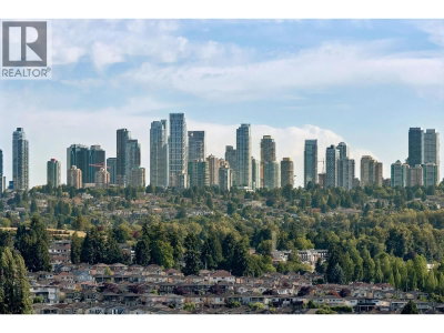 2135 SPRINGER Avenue | Burnaby British Columbia | Slide Image Twenty-four
