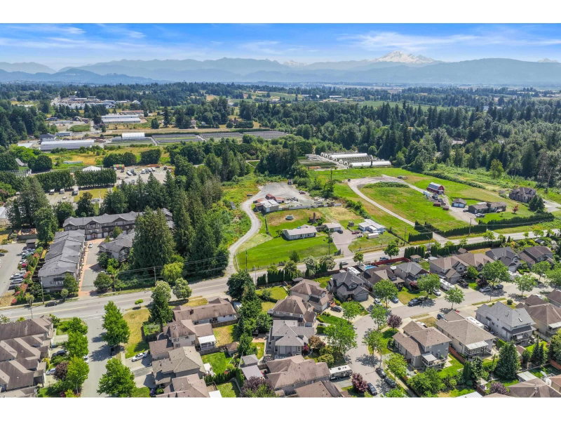 2894 LEFEUVRE Road Abbotsford British Columbia, V4X 2S7 - 3 Bedrooms Home For Sale