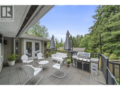507 JEFFERSON Avenue | Coquitlam British Columbia | Slide Image Eleven