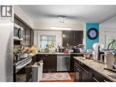 1315 PITT RIVER Road | Port Coquitlam British Columbia | Slide Image Ten