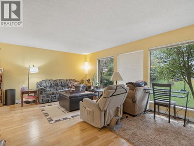 3183 BEACON Drive | Coquitlam British Columbia | Slide Image Ten