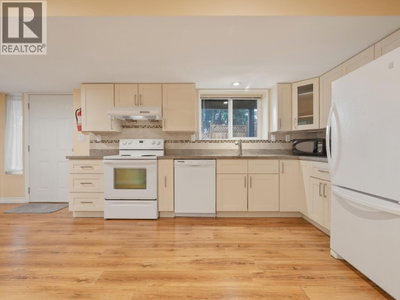 3183 BEACON Drive | Coquitlam British Columbia | Slide Image Seventeen