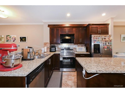 16355 82 Avenue | Surrey British Columbia | Slide Image Seventeen