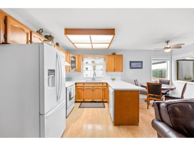 2830 CROSSLEY Drive | Abbotsford British Columbia | Slide Image Thirteen