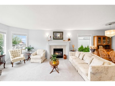 2830 CROSSLEY Drive | Abbotsford British Columbia | Slide Image Five