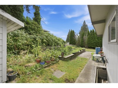 34017 MARSHALL Road | Abbotsford British Columbia | Slide Image Twenty-nine