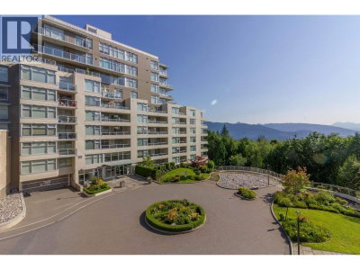 9298 UNIVERSITY Crescent | Burnaby British Columbia | Slide Image Twenty-two