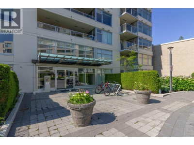 9298 UNIVERSITY Crescent | Burnaby British Columbia | Slide Image Twenty-seven
