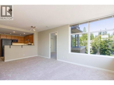 9298 UNIVERSITY Crescent | Burnaby British Columbia | Slide Image Seven