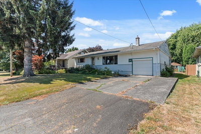 9481 WOODBINE Street | Chilliwack British Columbia | Slide Image Two