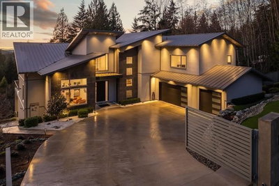 205 KINSEY Drive | Anmore British Columbia | Slide Image Two