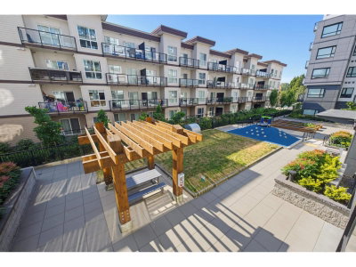 10777 138 Street | Surrey British Columbia | Slide Image Sixteen