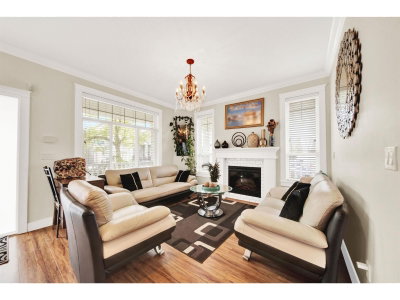 7051 144B Street | Surrey British Columbia | Slide Image Four