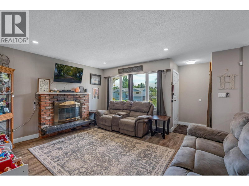4280 DAVIE Avenue Prince George British Columbia, V2M 4G8 - 4 Bedrooms Home For Sale