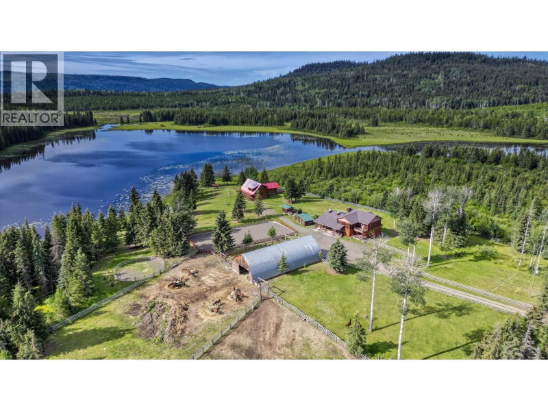 9550 EAGAN LAKE Road Bridge Lake British Columbia, V0K 1E0 - 9 Bedrooms Waterfront Home For sale