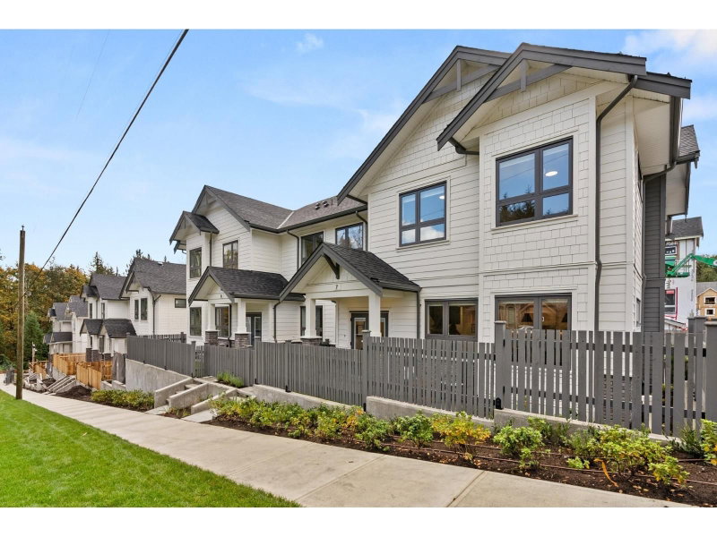 16358 90 Avenue Surrey British Columbia, V4N 1A1 - 4 Bedrooms Condo For Sale
