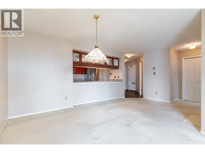 69 JAMIESON Court | New Westminster British Columbia | Slide Image Thirteen