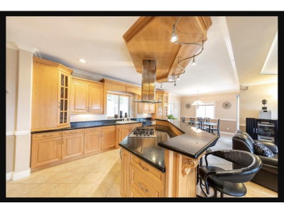 13918 115A Avenue | Surrey British Columbia | Slide Image Seven