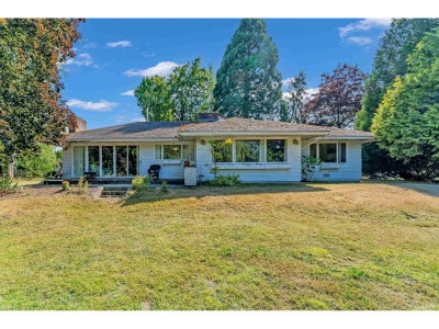 18224 32 Avenue | Surrey British Columbia | Slide Image Two