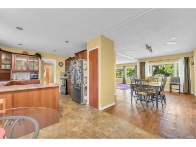18224 32 Avenue | Surrey British Columbia | Slide Image Twenty-two