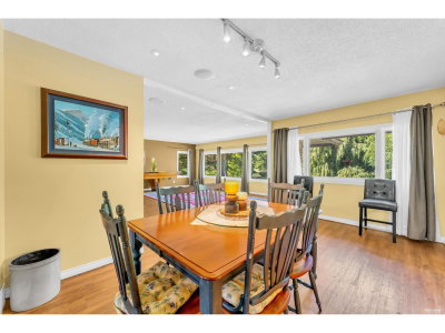 18224 32 Avenue | Surrey British Columbia | Slide Image Eight