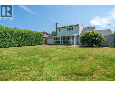 5835 CRESCENT Drive | Delta British Columbia | Slide Image Thirteen