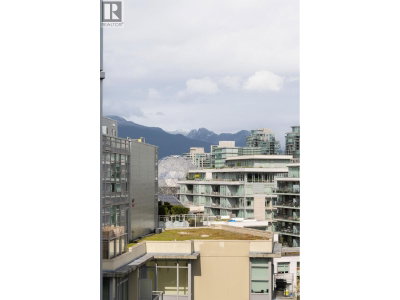 89 2ND Avenue | Vancouver British Columbia | Slide Image Thirty-three