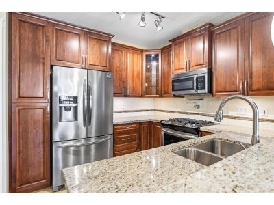 2860 TRETHEWEY Street | Abbotsford British Columbia | Slide Image Six