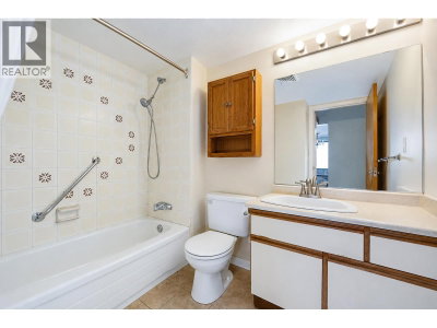 7100 GILBERT Road | Richmond British Columbia | Slide Image Thirteen