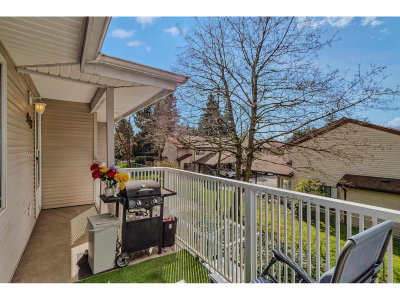 13923 72 Avenue | Surrey British Columbia | Slide Image Four